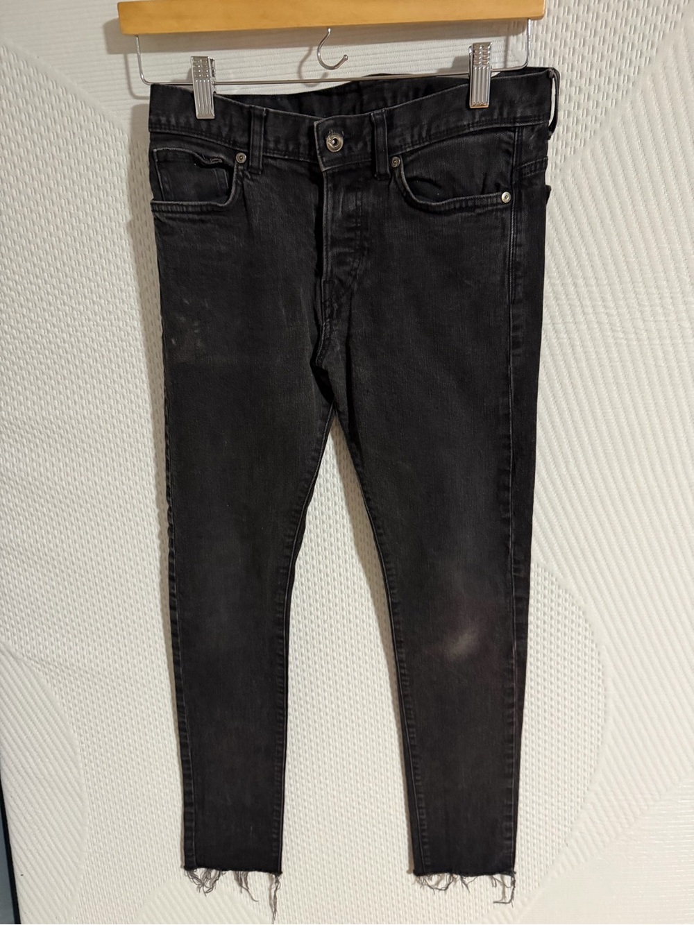 Men's Skinny Black Jeans with Raw Hem